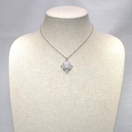 Designer Necklace with Square Pendant