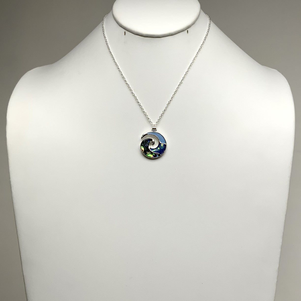 Short Dainty Abalone and Sea Glass Circle Wave Necklace