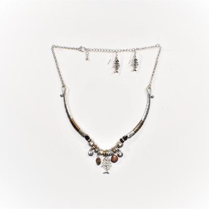 Metal Sea Life/Bonefish Bib Style Necklace set