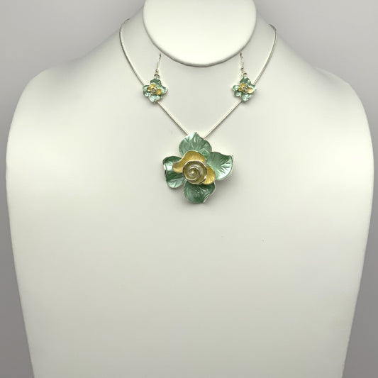 Floral Drop Necklace Set