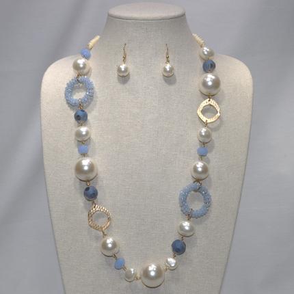 Pearls and Rhinestones Necklace