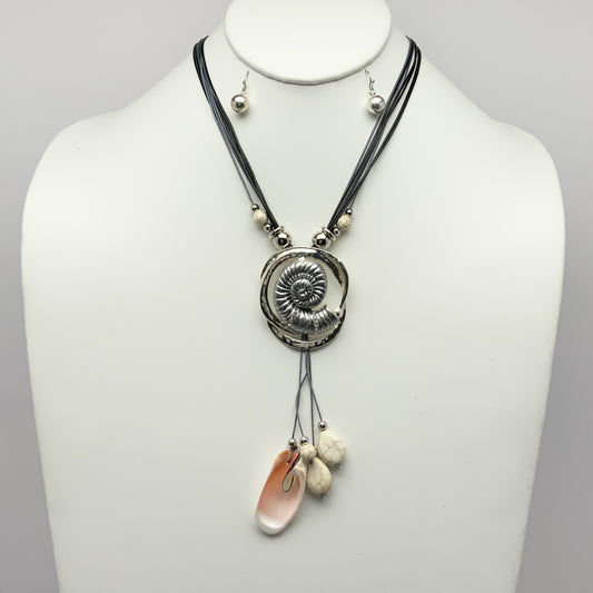 Seashell Drop Necklace Set