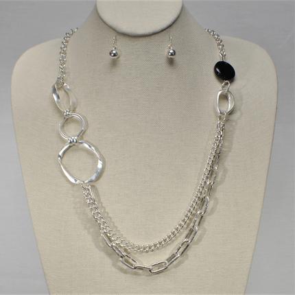 Long Chain with Stone look