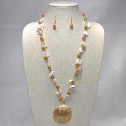 Shells and Rhinestone Necklace Set