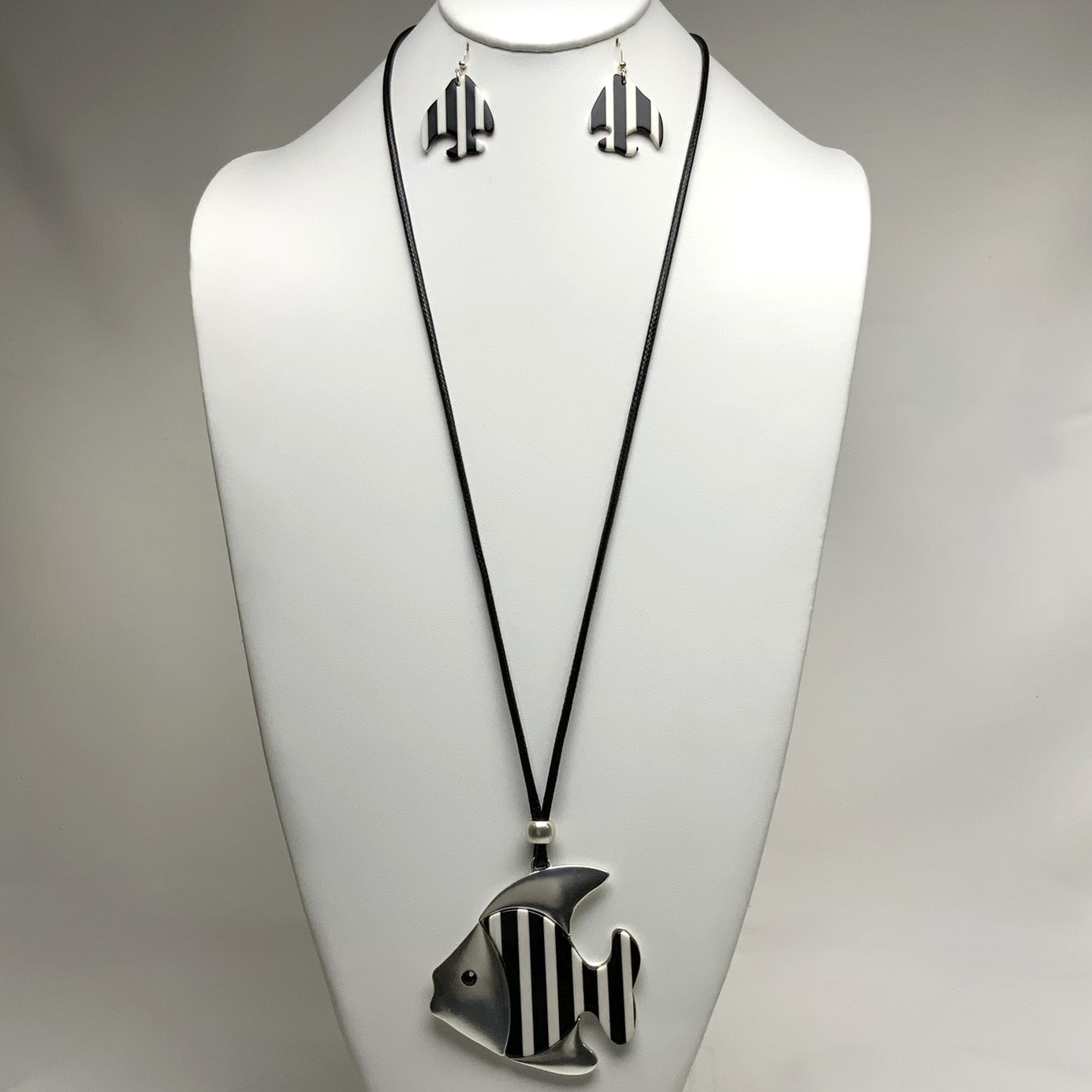 Long Vinyl Cord with Metal and Lucite/Acrylic Fish Pendant Necklace Set