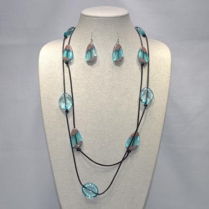 Clear Lucite Stone Necklace Set