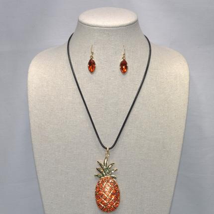 Crystal Pineapple Necklace