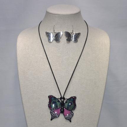 Metal Butterfly Necklace Set