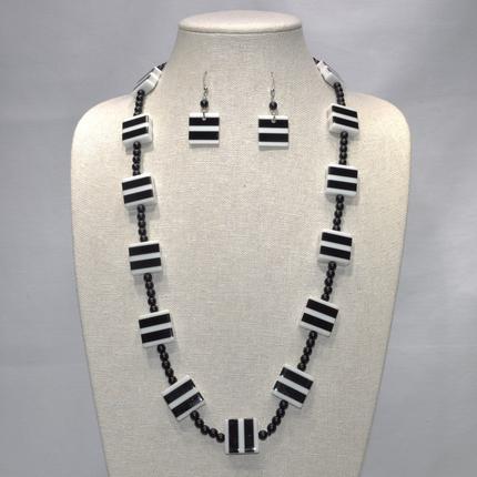 Lucite Squares Necklace Set