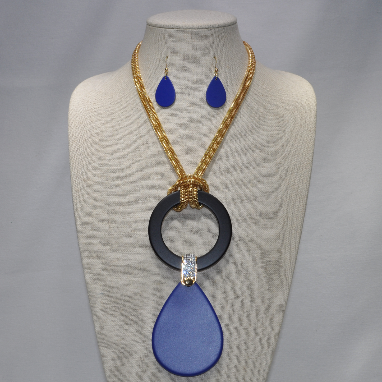 Short Mesh Chains with Lucite/Acrylic Circle and Tear Drop with Rhinestone Hook