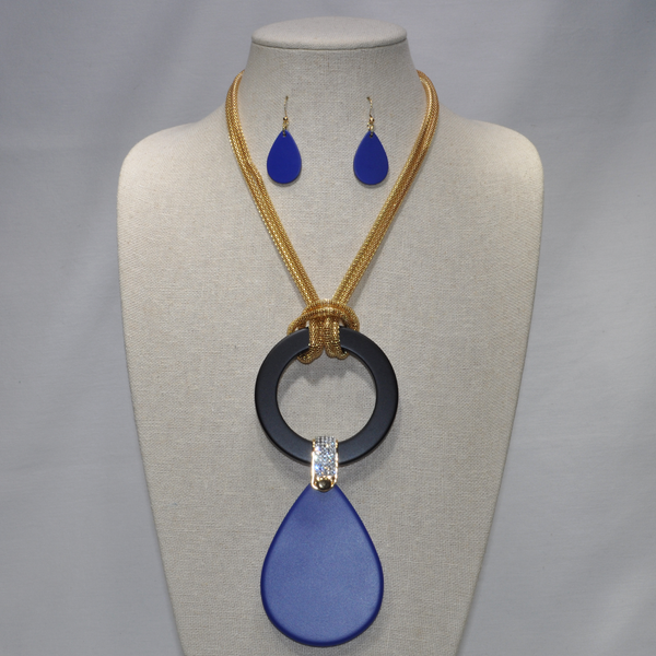 Short Mesh Chains with Lucite/Acrylic Circle and Tear Drop with Rhinestone Hook