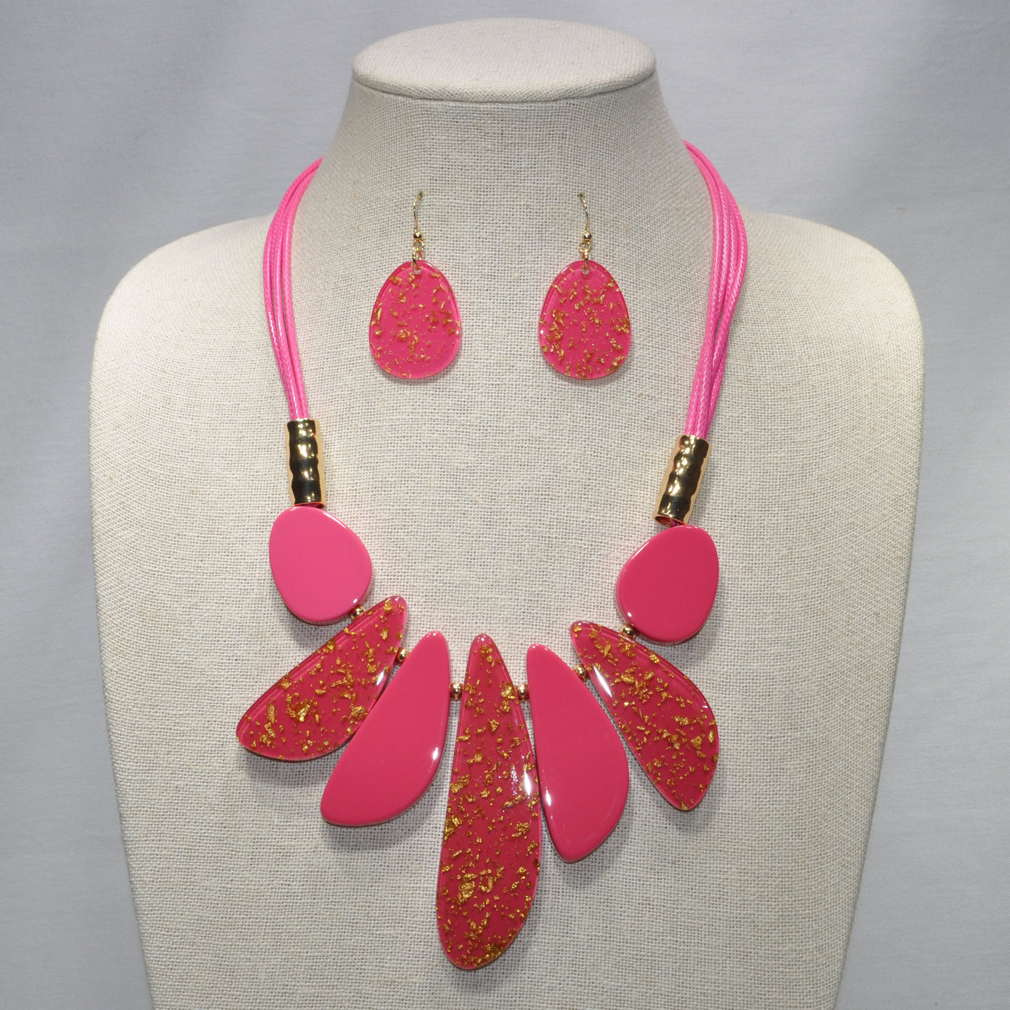 Speckled Flakes Lucite/Acrylic Spikes Necklace Set