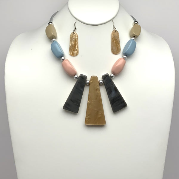 Lucite Stones Necklace Set