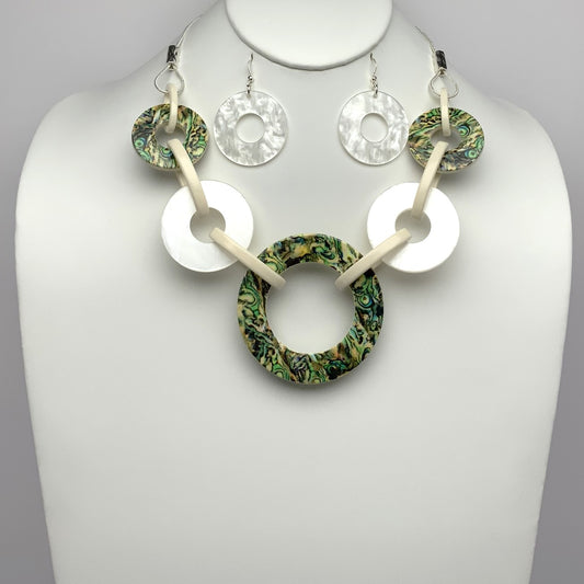 Lucite Link Necklace Set