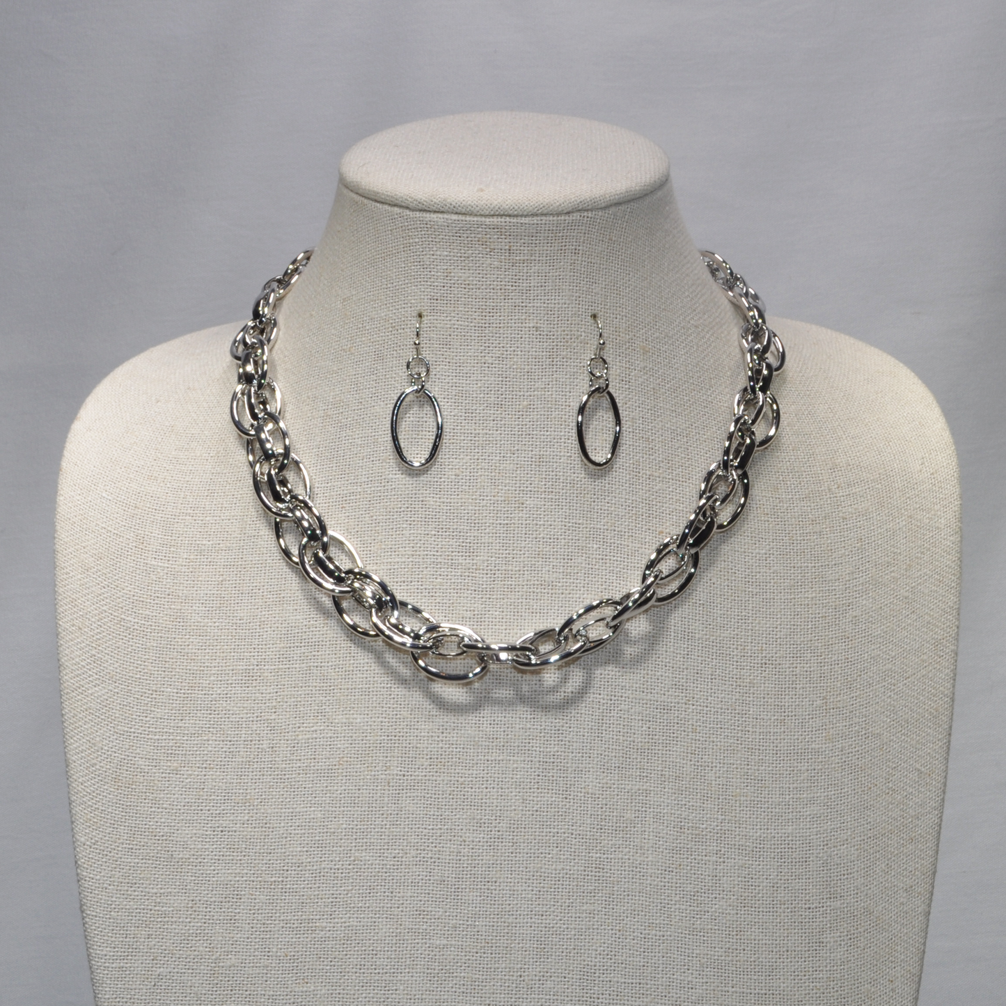 Intertwined Chain Link Necklace Set