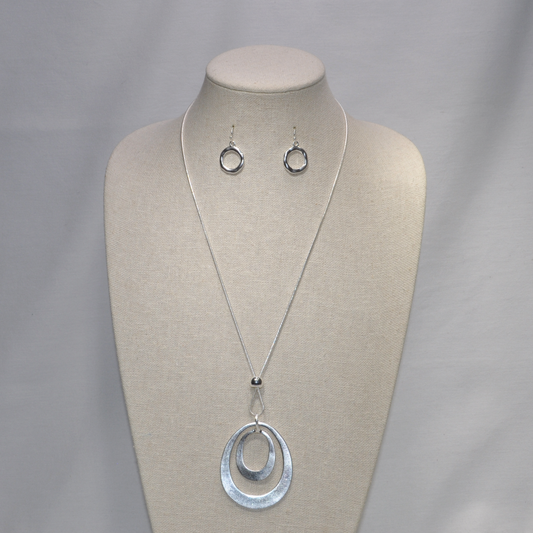 Long Snake Chain with Dented Dots on Double Circle Pendant Necklace Set