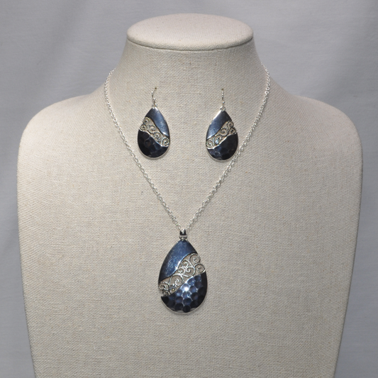 Designer Look Tear Drop Necklace Set