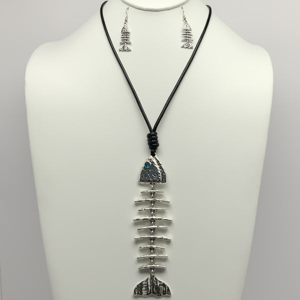 Skeleton Fish Necklace Set