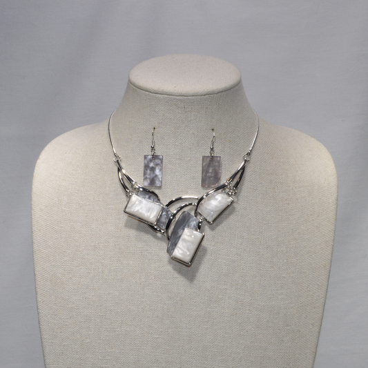 Short Glassy Lucite Bib Style Necklace Set