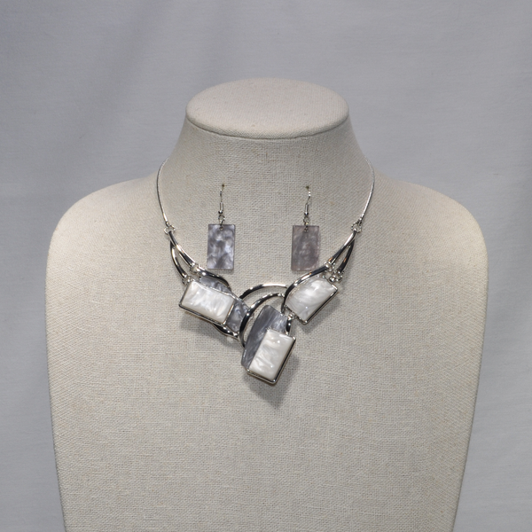Short Glassy Lucite Bib Style Necklace Set