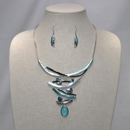 Textured Metal and Rhinestone Drop Necklace Set