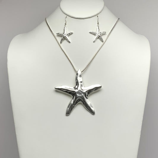 Long Snake Chain with Metal Hammered Starfish