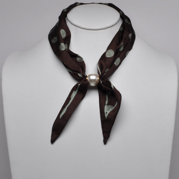 Leaf Pattern Dot Neckerchief