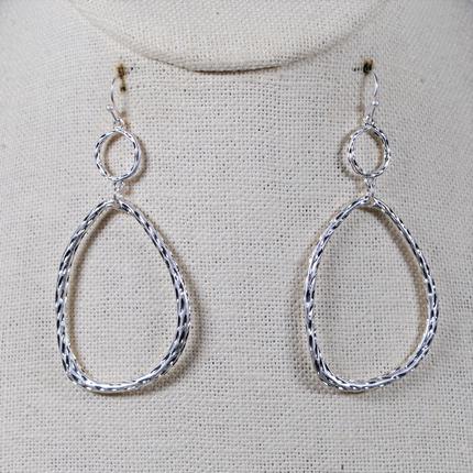 Geometric Hoops